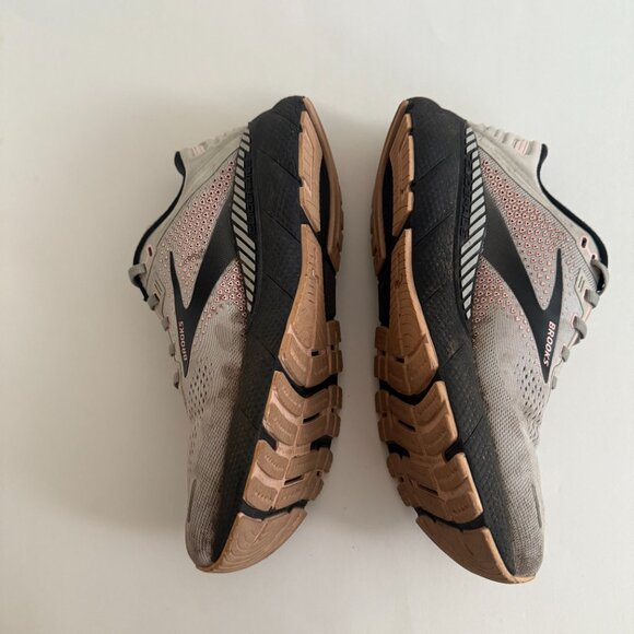 Brooks Adrenaline GTS 22 Gray Rose Women's Running Shoes Size 11B 1203531B035 - Picture 7 of 15